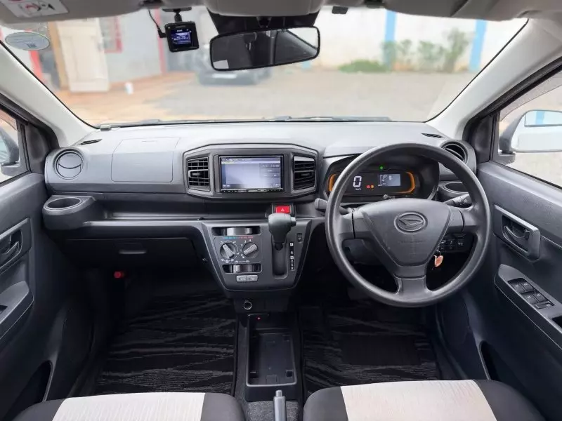 Daihatsu Mira    - 2019