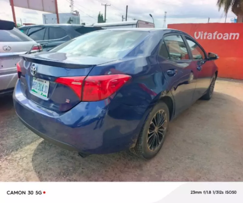 TOYOTA Corolla   - 2014