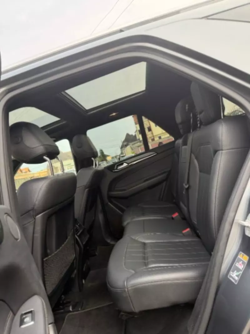 Mercedes-Benz GLE-Class   - 2017