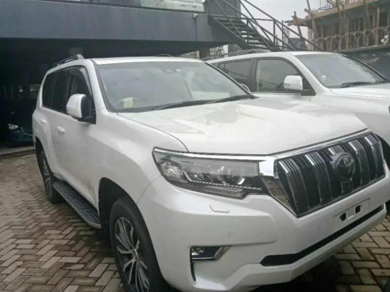 Toyota Landcruiser Prado   - 2019