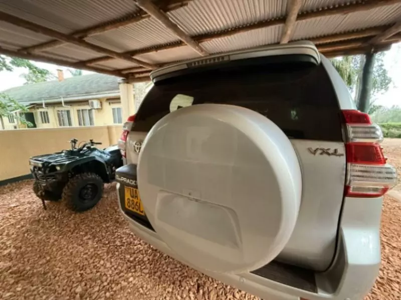 Toyota Landcruiser Prado   - 2015