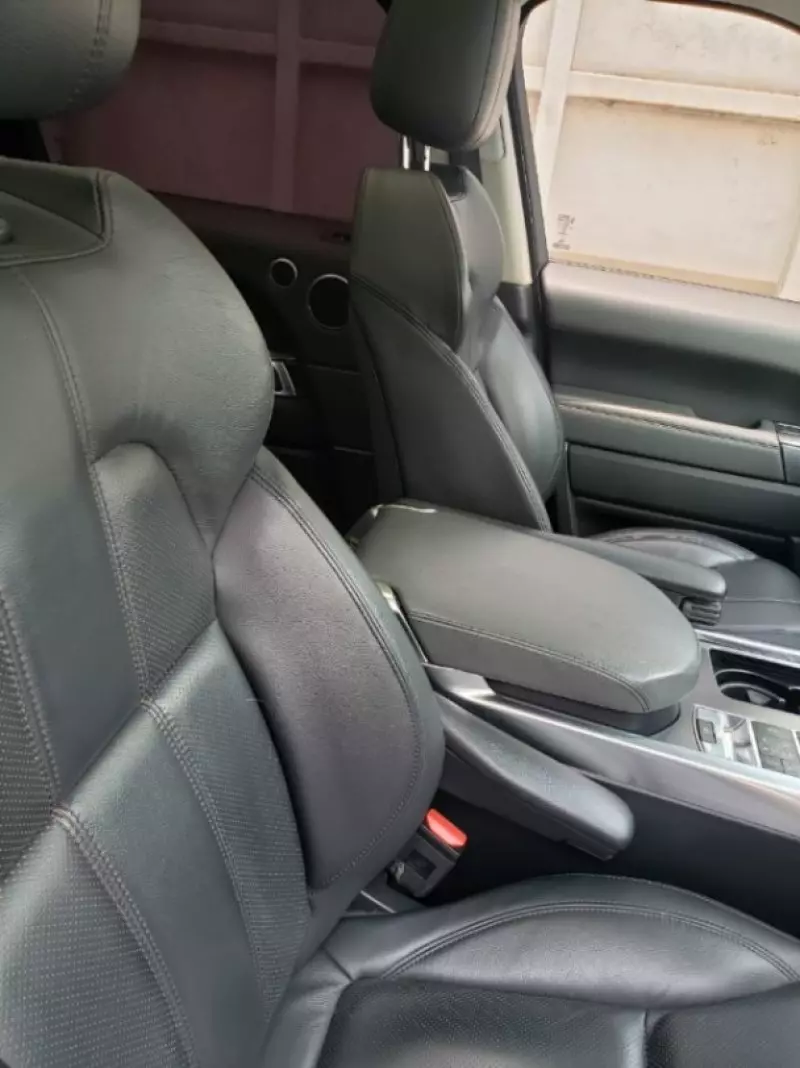 Land Rover RANGE ROVER SPORT HST    - 2015