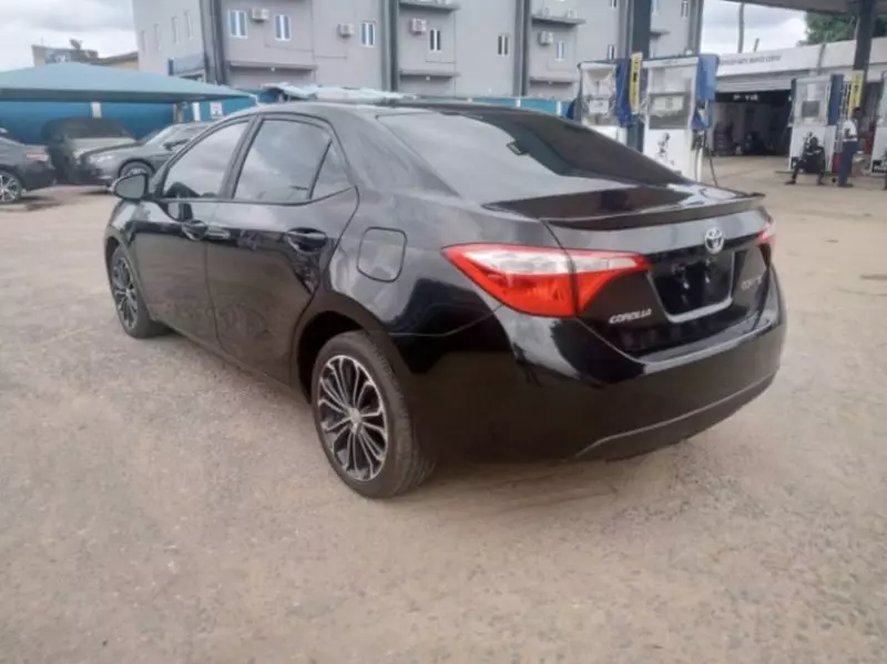 TOYOTA Corolla   - 2014
