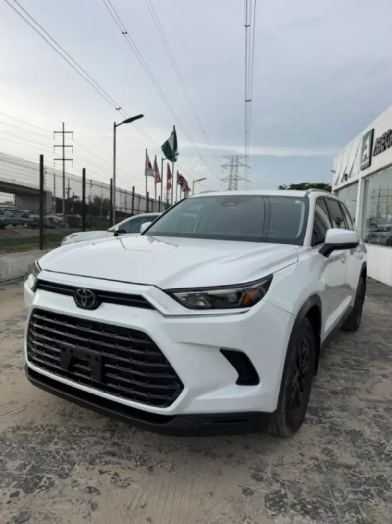 TOYOTA Grand Highlander   - 2024