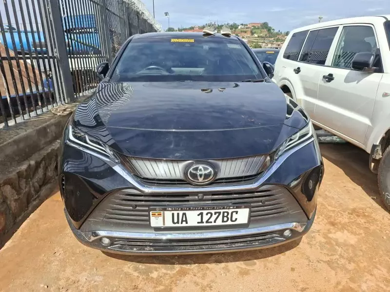 Toyota Harrier hybrid    - 2020