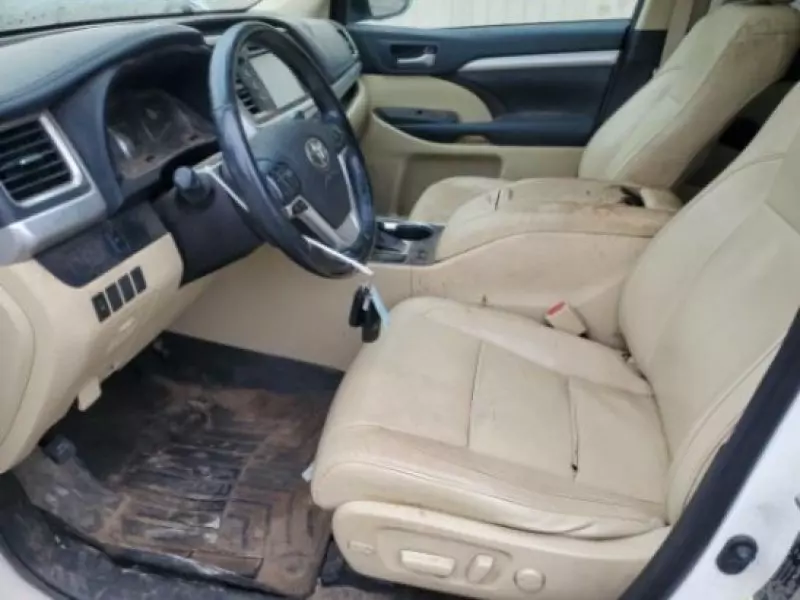 TOYOTA Highlander   - 2015