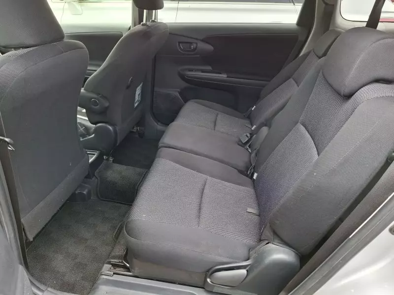 Toyota Wish   - 2016