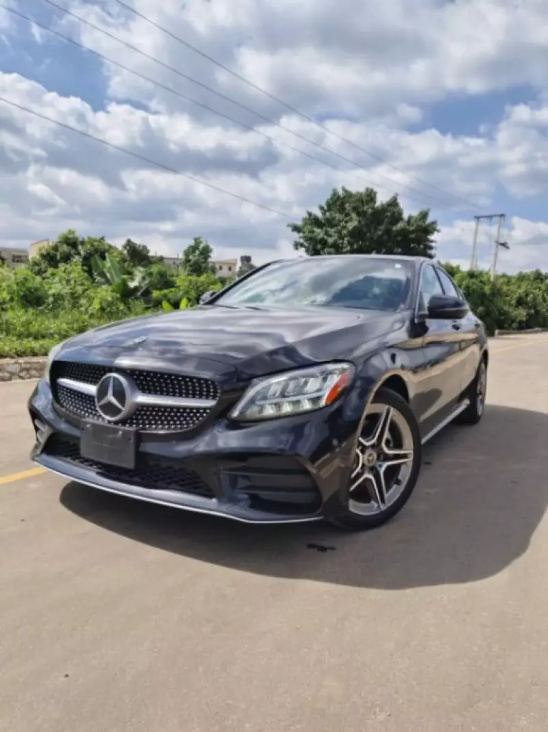Mercedes-Benz C 300   - 2021