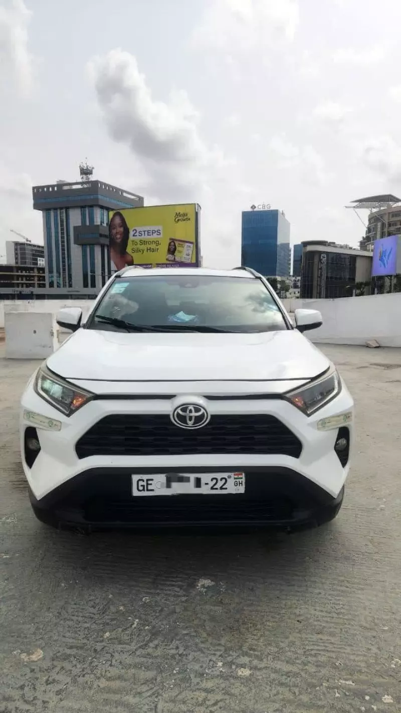 Toyota RAV4   - 2019
