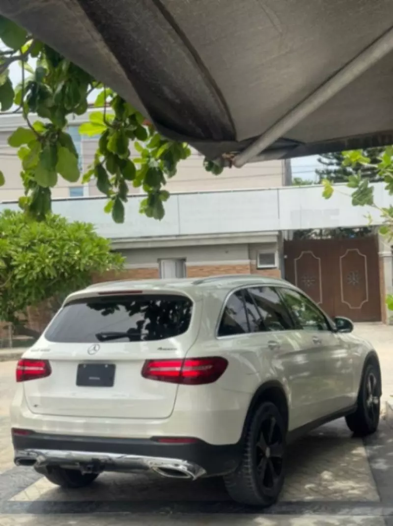 Mercedes-Benz GLC 300   - 2018