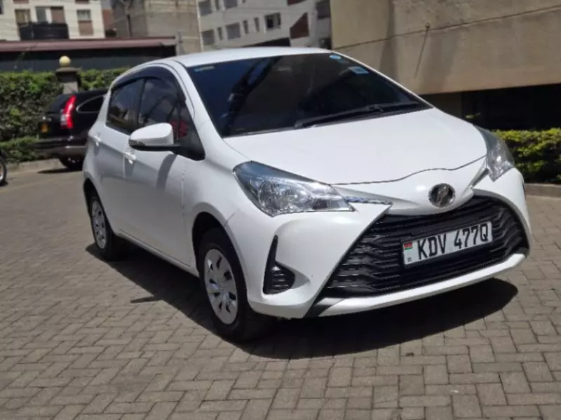 TOYOTA Vitz   - 2018