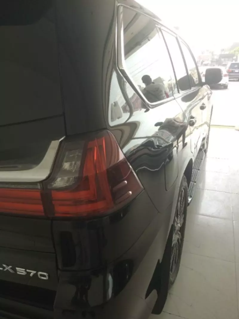 Lexus LX   - 2018