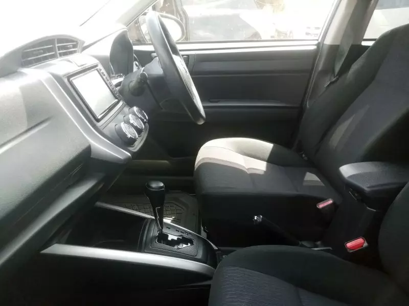 Toyota Fielder    - 2016