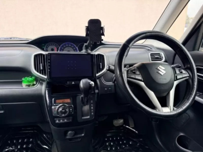SUZUKI Solio   - 2018