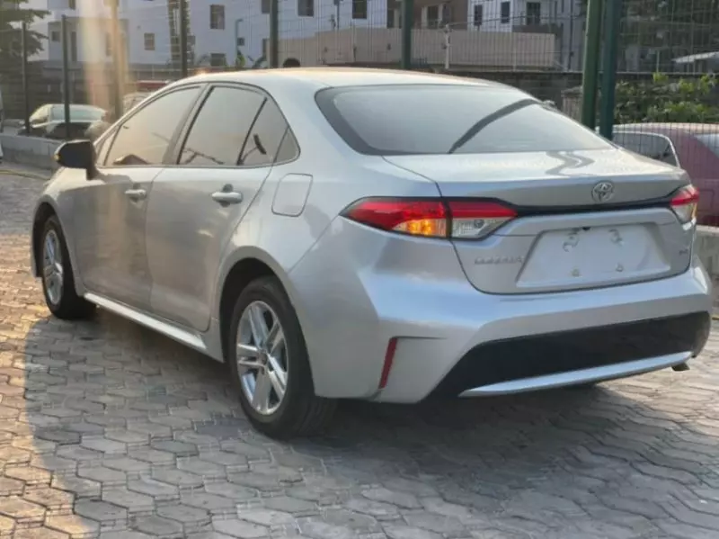 TOYOTA Corolla   - 2021