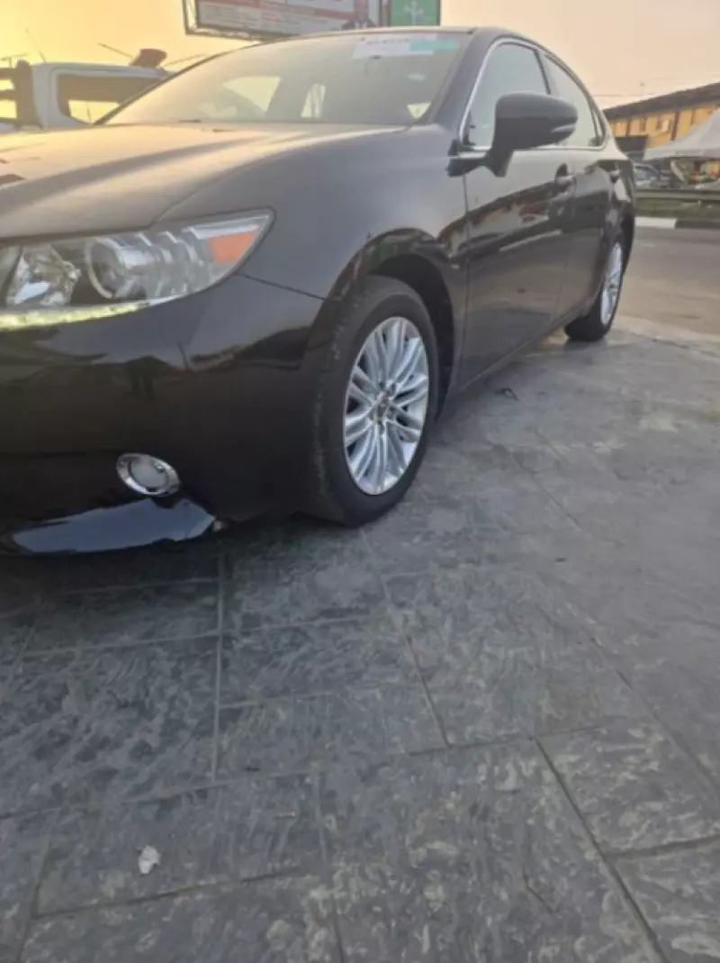 Lexus ES 350   - 2013