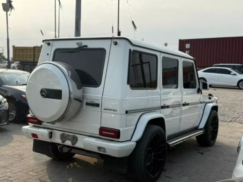 Mercedes-Benz G 63 AMG - 2013