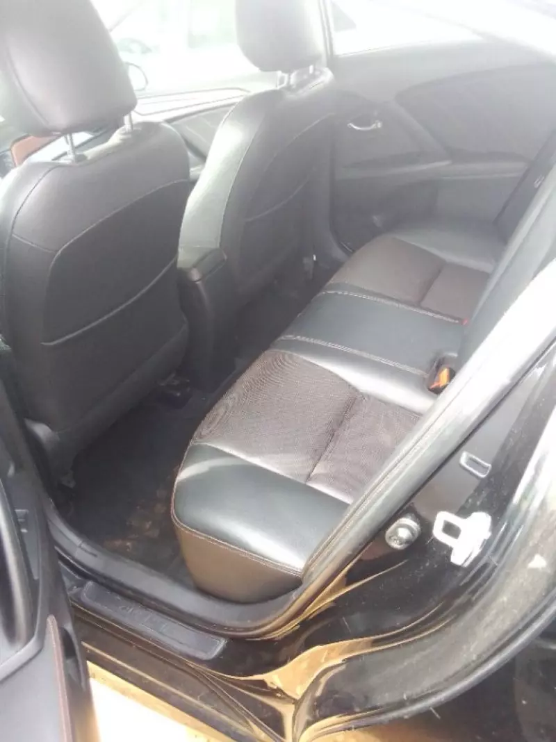 Toyota Avensis   - 2016
