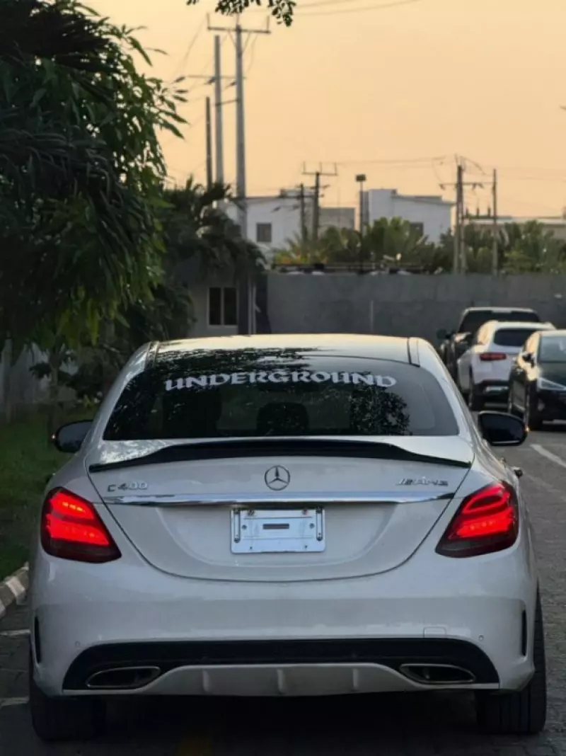 Mercedes-Benz C-Class - 2015