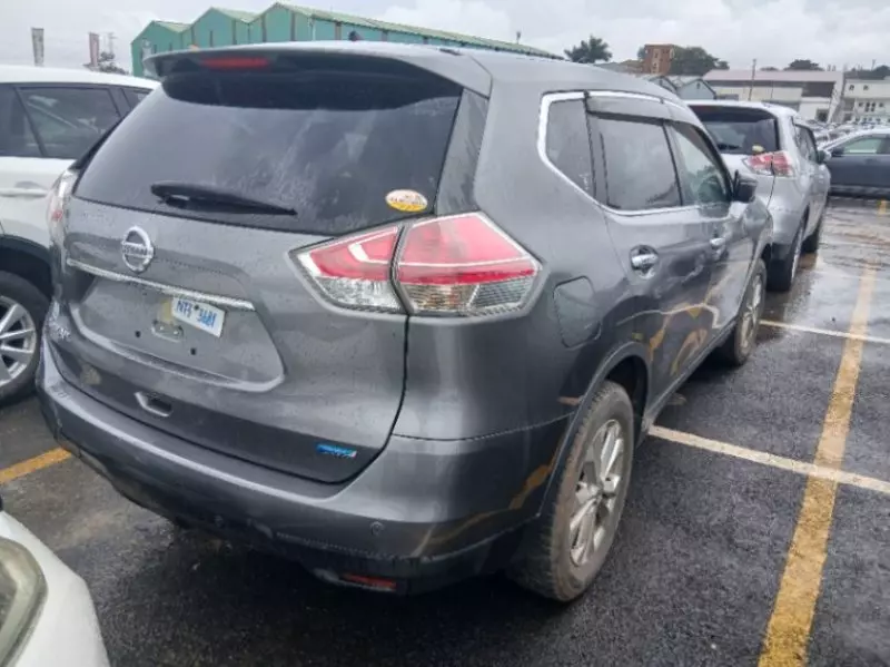 Nissan X-Trail   - 2014