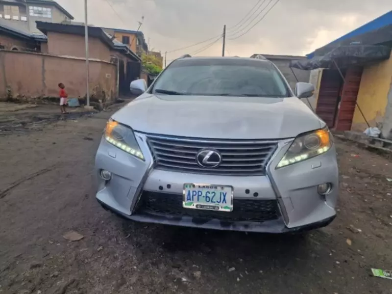 Lexus RX   - 2010