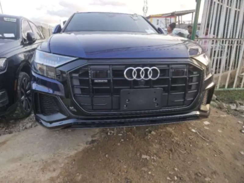 Audi Q8   - 2021