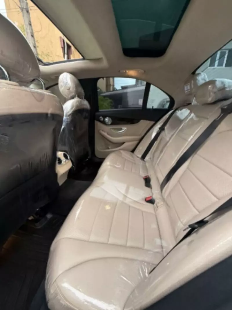 Mercedes-Benz C 300 - 2015