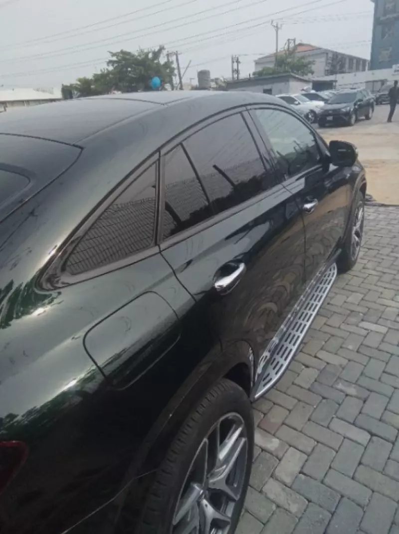 Mercedes-Benz GLE 53 AMG   - 2022
