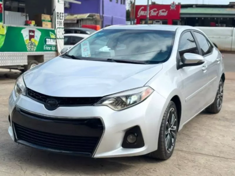 TOYOTA Corolla   - 2015