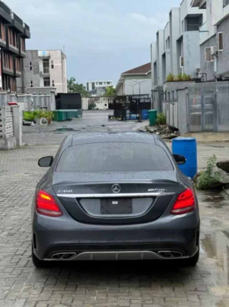 Mercedes-Benz C-Class   - 2016