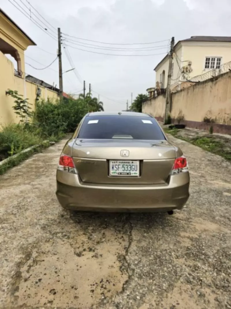Honda Accord   - 2008