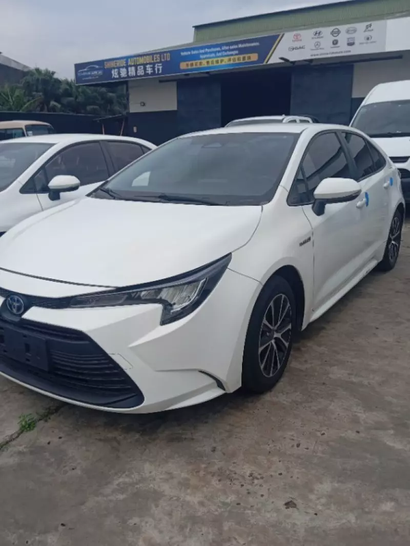 Toyota Corolla Hybrid - 2023