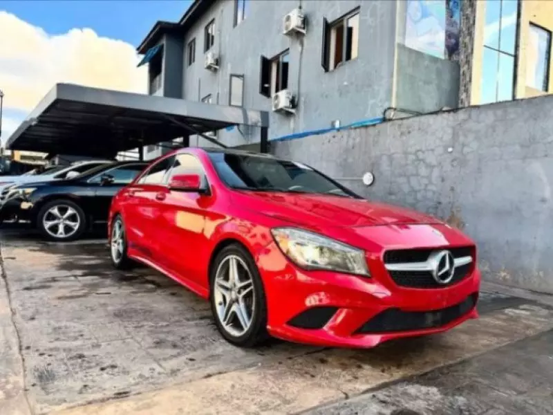 Mercedes-Benz CLA 250   - 2014
