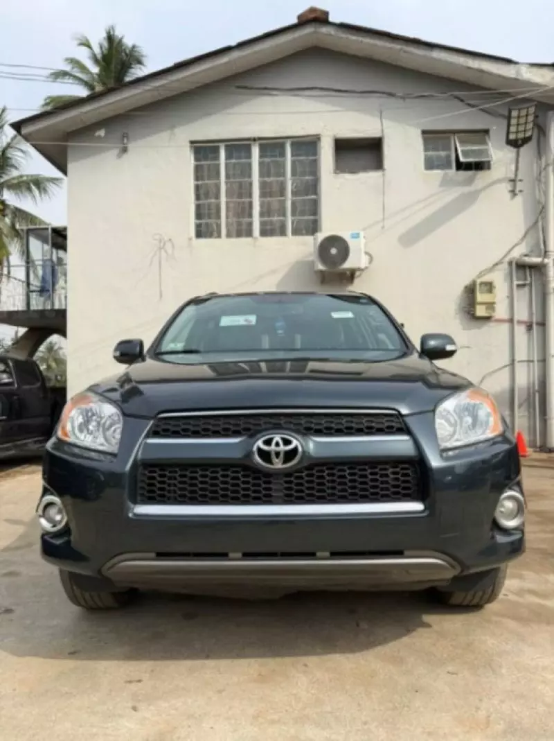 TOYOTA RAV4   - 2012