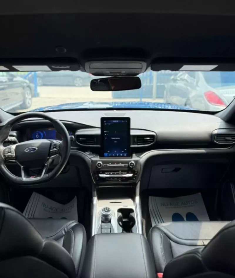 Ford Explorer   - 2020