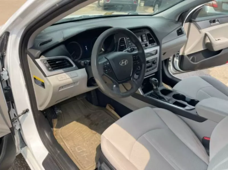 Hyundai Sonata   - 2015