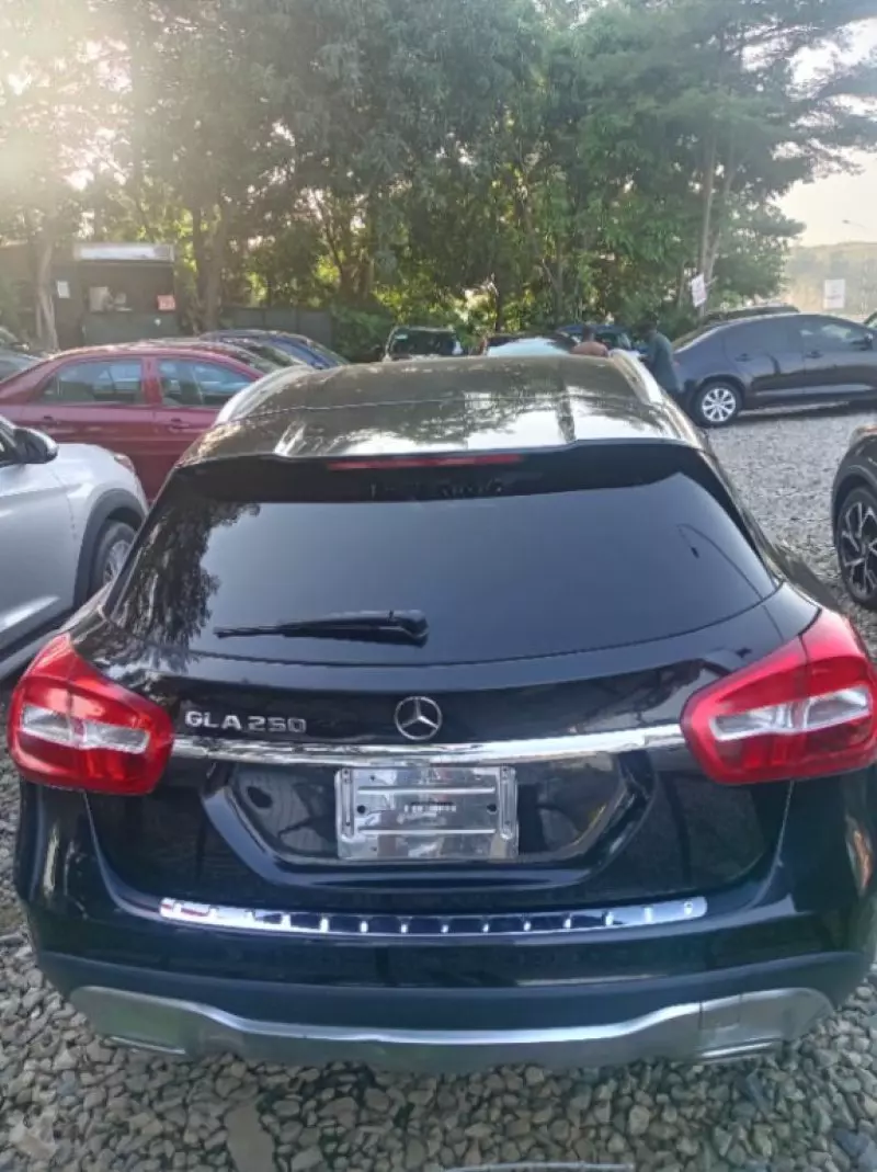 Mercedes-Benz GLA 250   - 2017