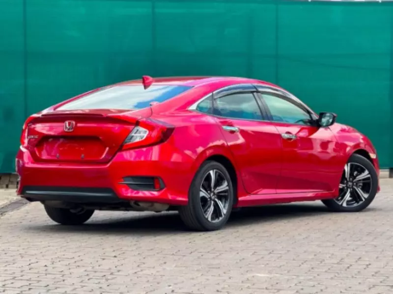 Honda Civic   - 2018
