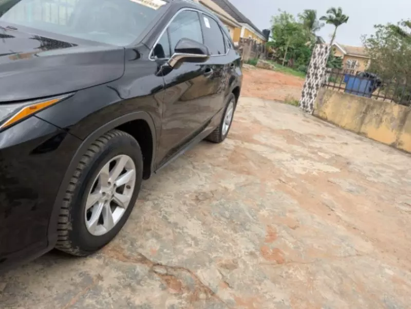Lexus RX   - 2016