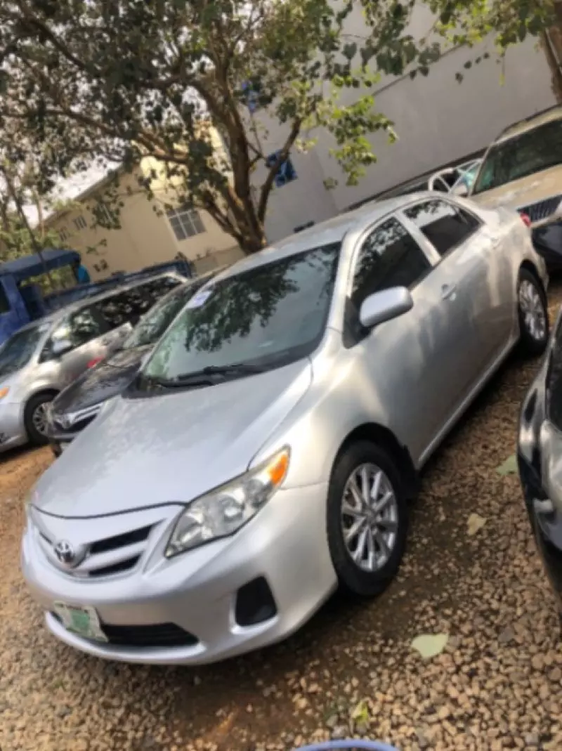 Toyota Corolla   - 2013