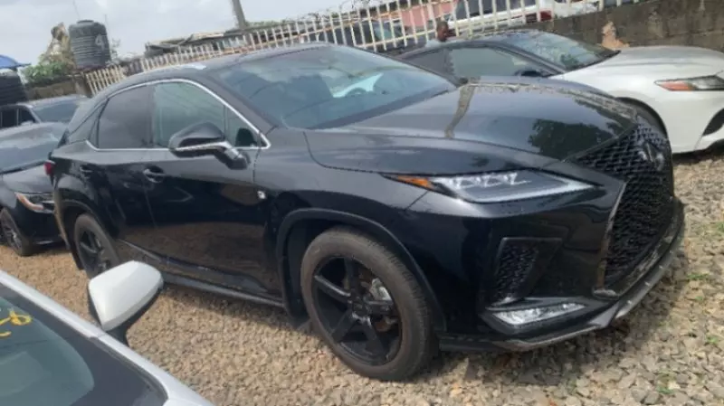 Lexus RX 330   - 2022