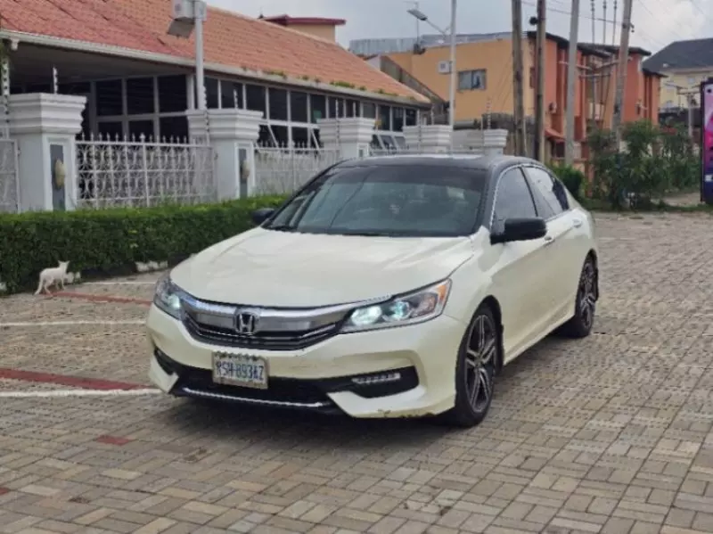 Honda Accord   - 2013