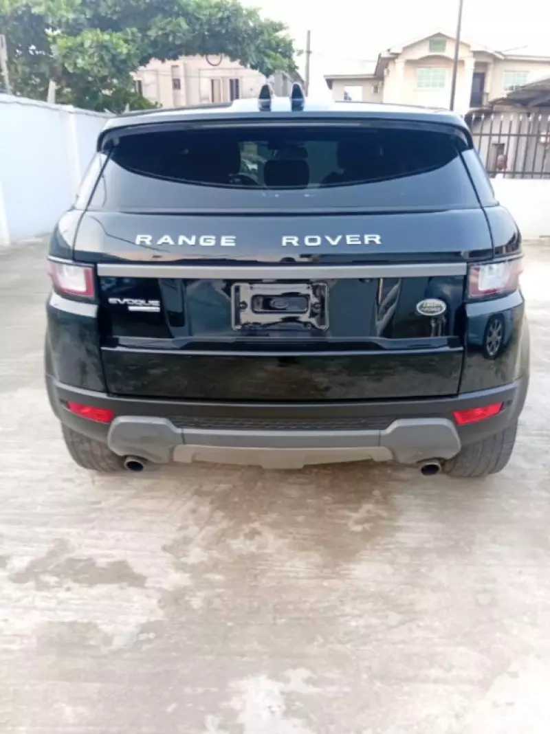 Land Rover Range Rover Evoque   - 2017