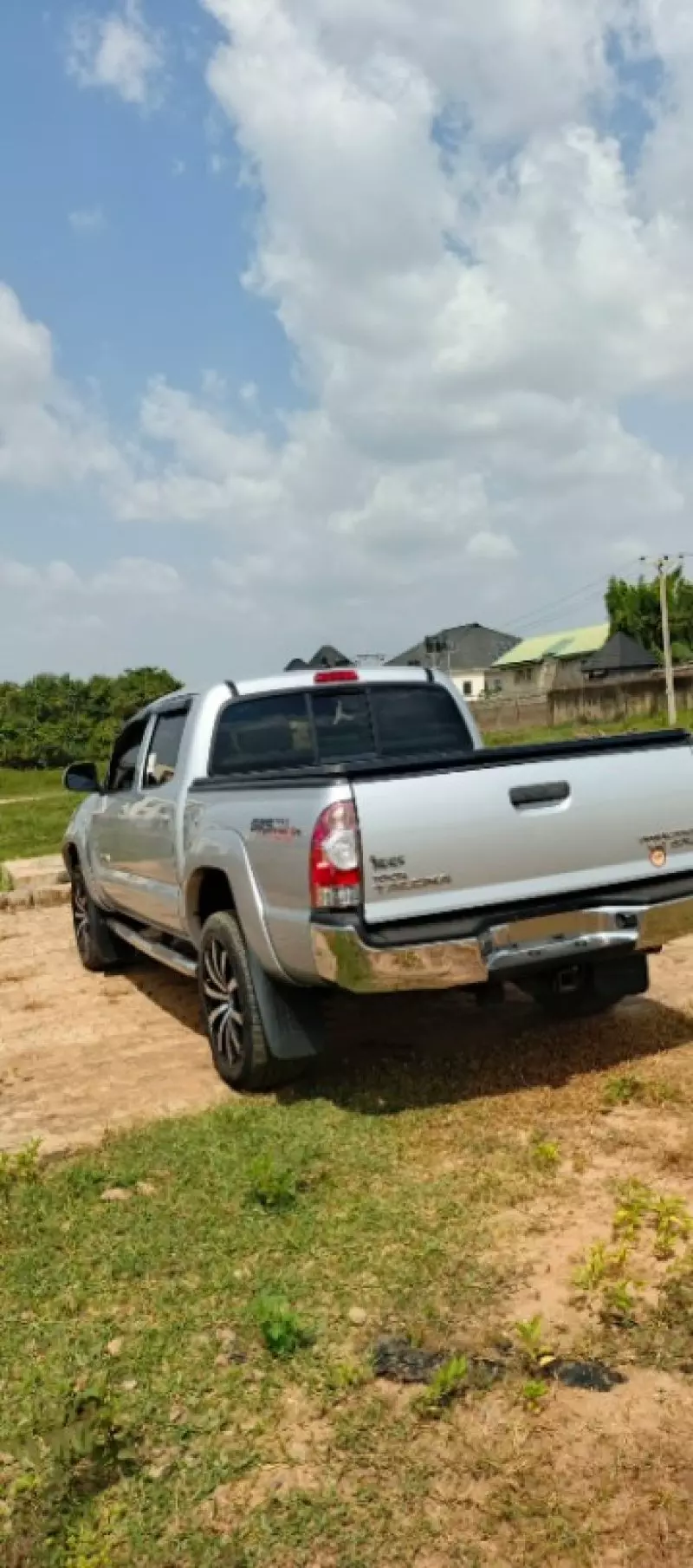 Toyota Tacoma   - 2012
