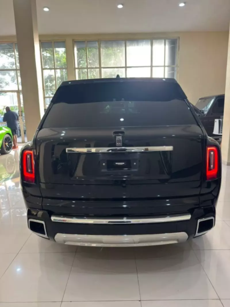 Rolls-Royce Cullinan - 2025