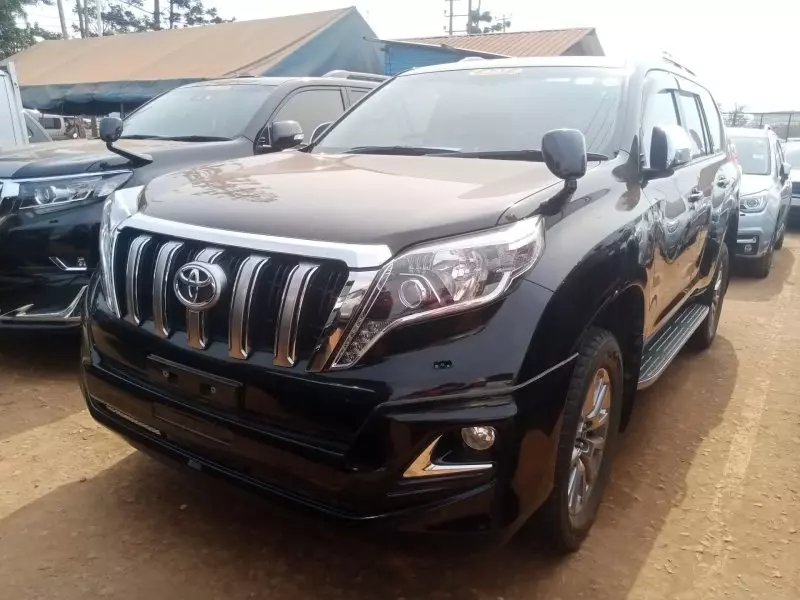 Toyota Landcruiser Prado   - 2016