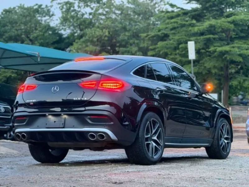 Mercedes-Benz GLE-Class   - 2021