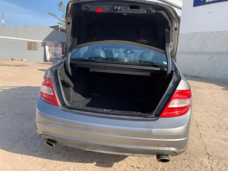 Mercedes-Benz C-Class   - 2011
