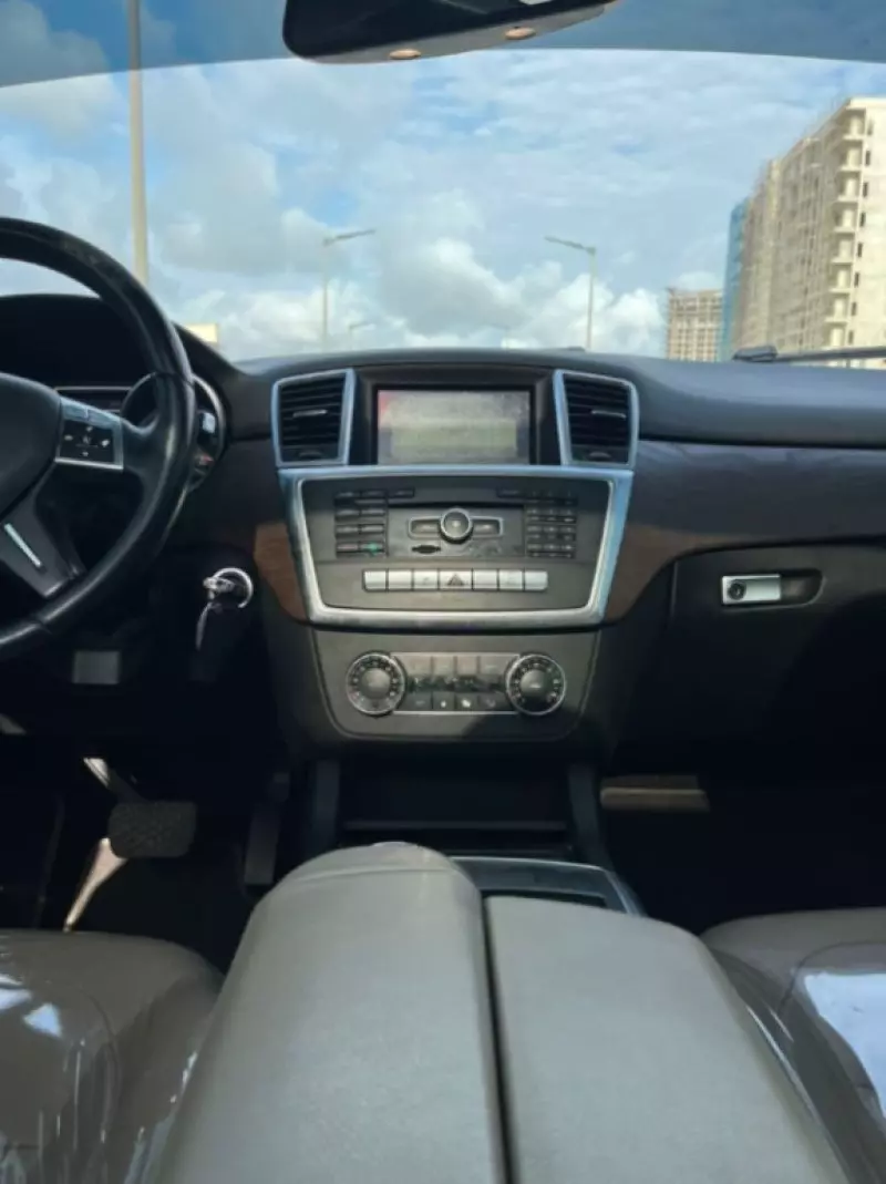 Mercedes-Benz ML 350   - 2013