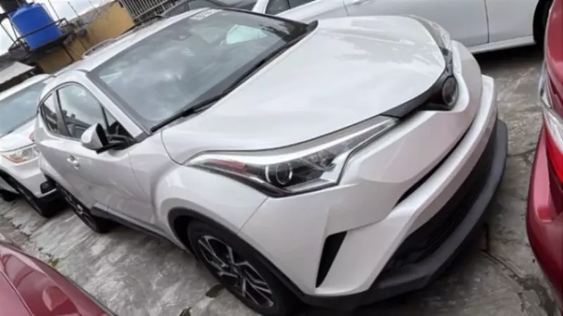 TOYOTA C-HR   - 2018